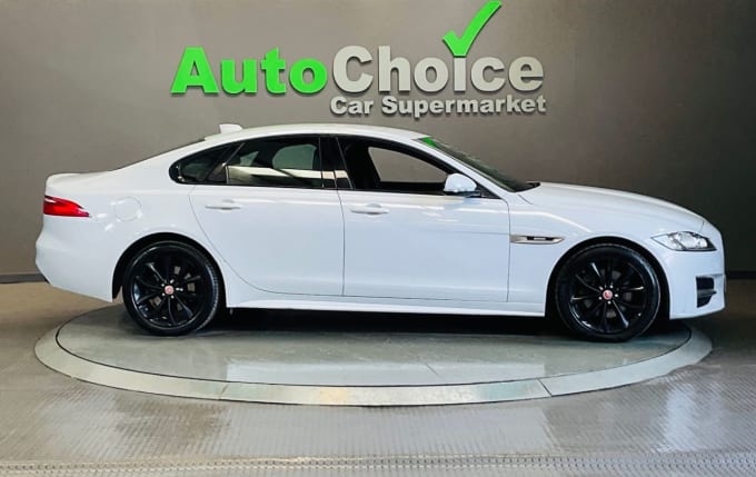 2025 Jaguar Xf