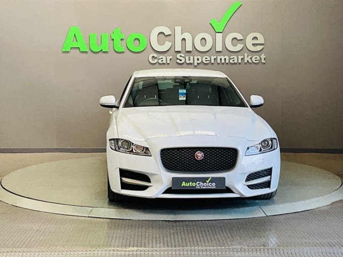 2025 Jaguar Xf