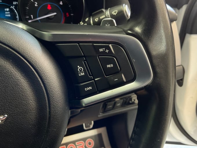 2025 Jaguar Xf