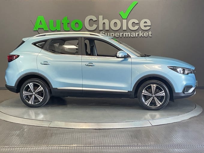 2025 Mg Mg Zs