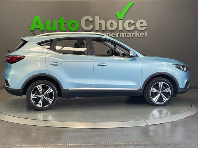 2025 Mg Mg Zs