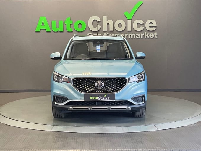 2025 Mg Mg Zs
