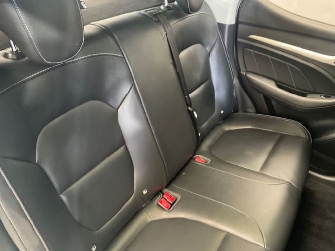 2025 Mg Mg Zs