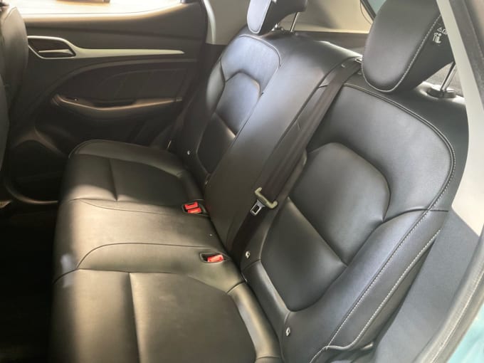 2025 Mg Mg Zs
