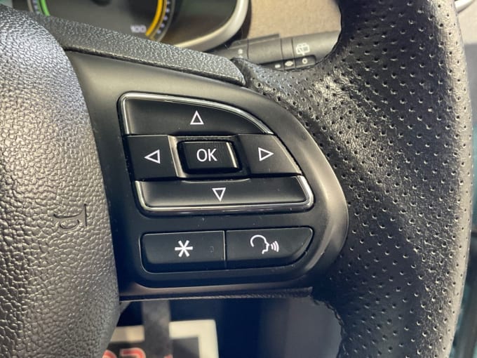 2025 Mg Mg Zs