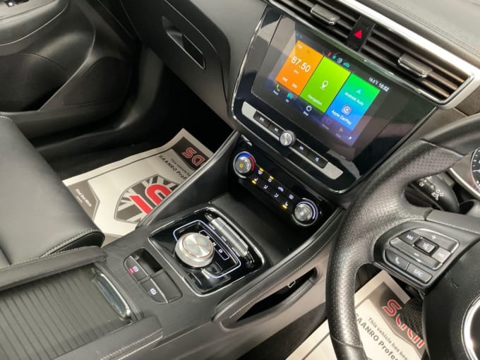 2025 Mg Mg Zs