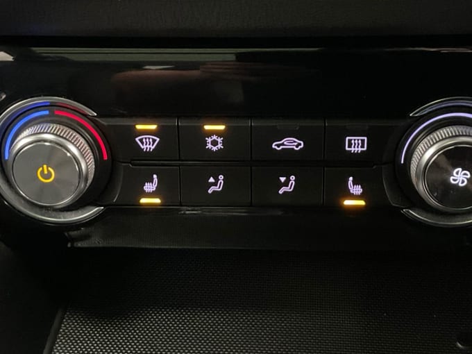2025 Mg Mg Zs