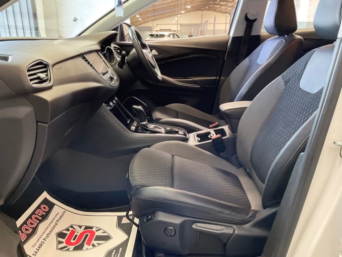 2025 Vauxhall Grandland X