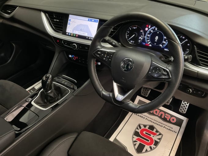 2025 Vauxhall Insignia