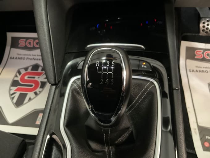2025 Vauxhall Insignia