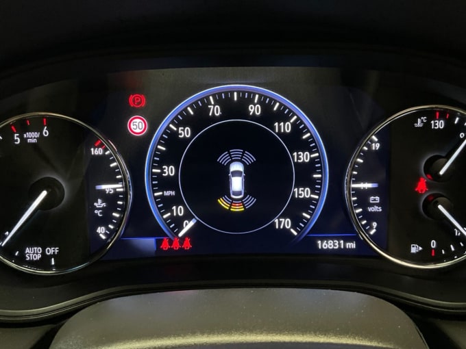 2025 Vauxhall Insignia