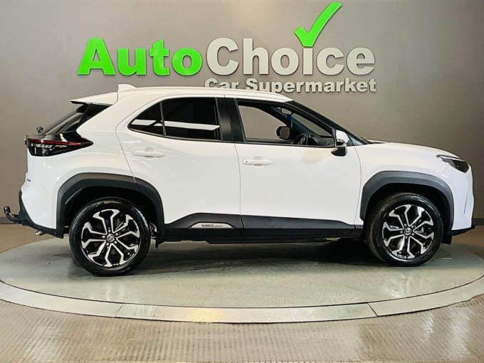 2025 Toyota Yaris Cross