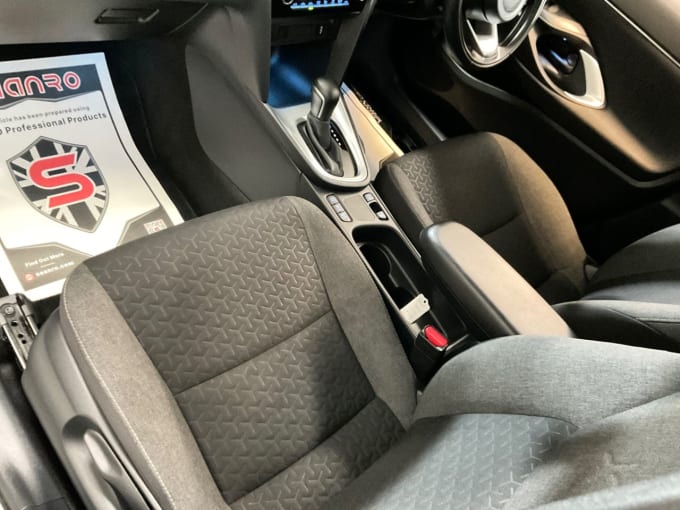 2025 Toyota Yaris Cross