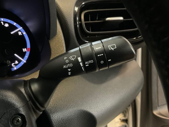 2025 Toyota Yaris Cross