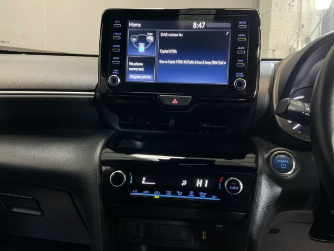 2025 Toyota Yaris Cross