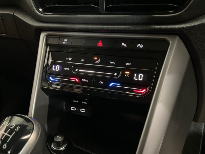 2025 Volkswagen T-roc