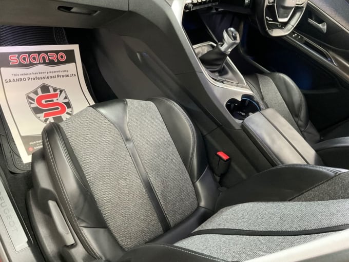 2025 Peugeot 3008