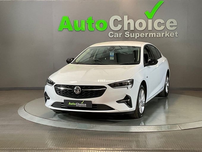 2025 Vauxhall Insignia