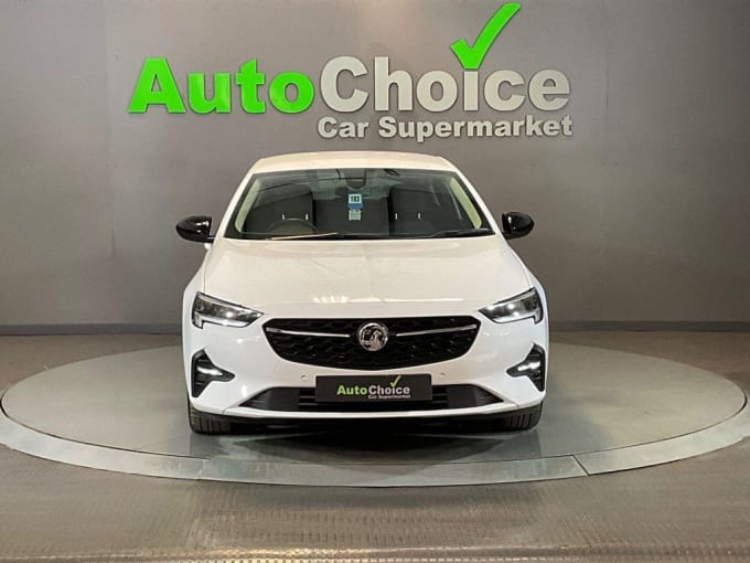 2025 Vauxhall Insignia