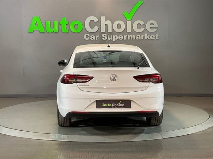 2025 Vauxhall Insignia