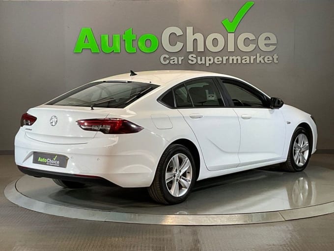 2025 Vauxhall Insignia