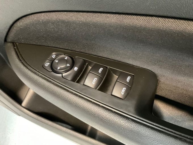 2025 Vauxhall Insignia