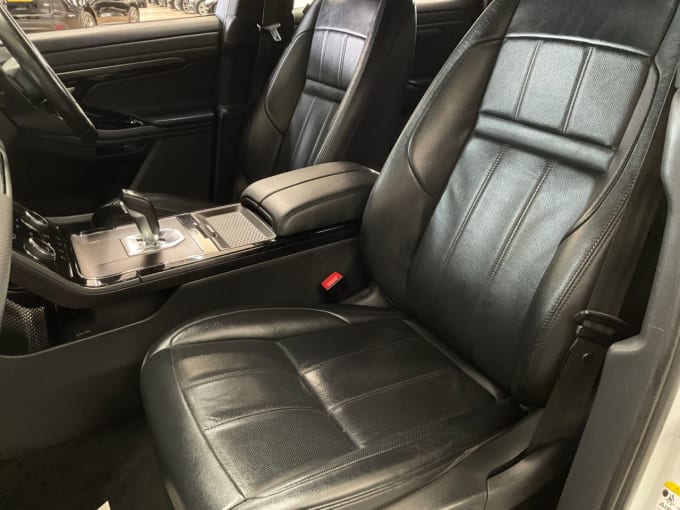 2025 Land Rover Range Rover Evoque
