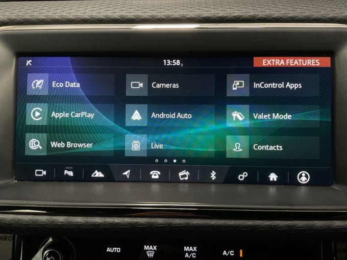 2025 Land Rover Range Rover Evoque