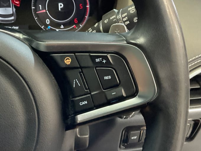 2025 Jaguar F-pace