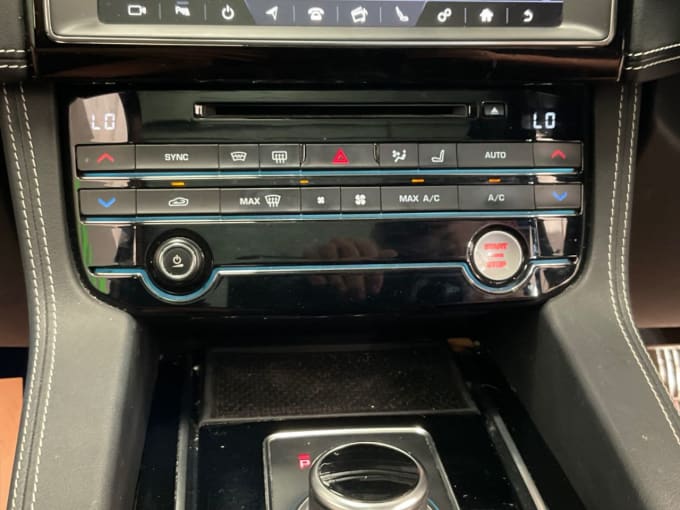 2025 Jaguar F-pace