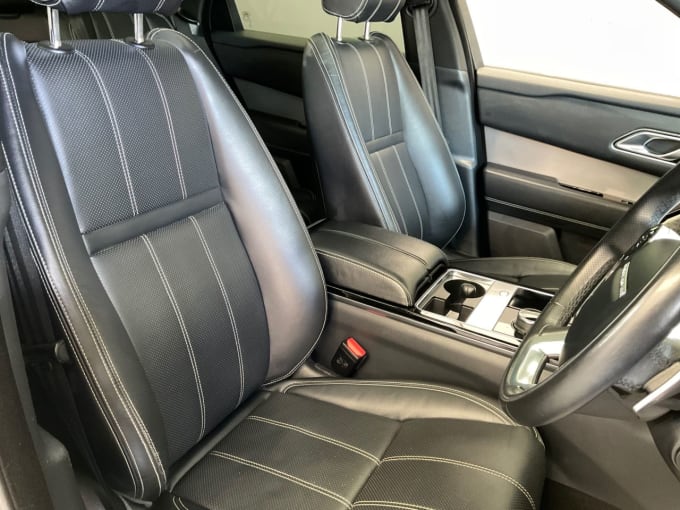 2025 Land Rover Range Rover Velar