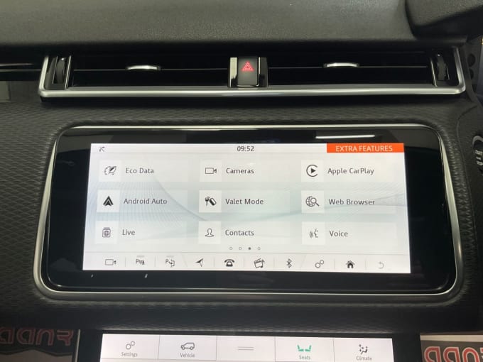 2025 Land Rover Range Rover Velar