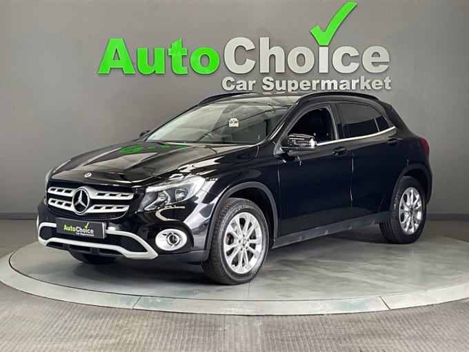 2025 Mercedes-benz 180