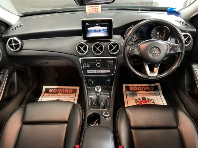 2025 Mercedes-benz 180