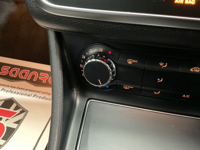 2025 Mercedes-benz 180