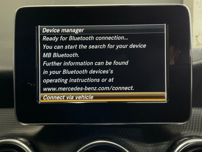 2025 Mercedes-benz 180