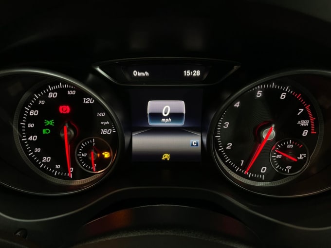 2025 Mercedes-benz 180