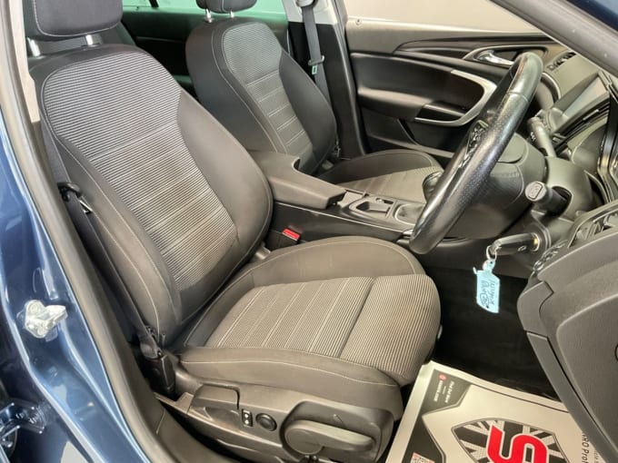 2025 Vauxhall Insignia
