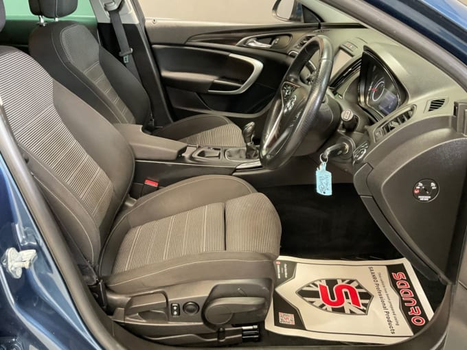 2025 Vauxhall Insignia