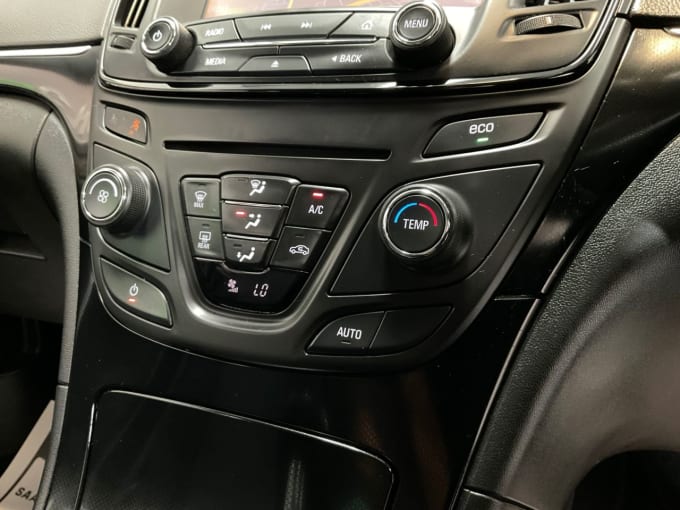 2025 Vauxhall Insignia
