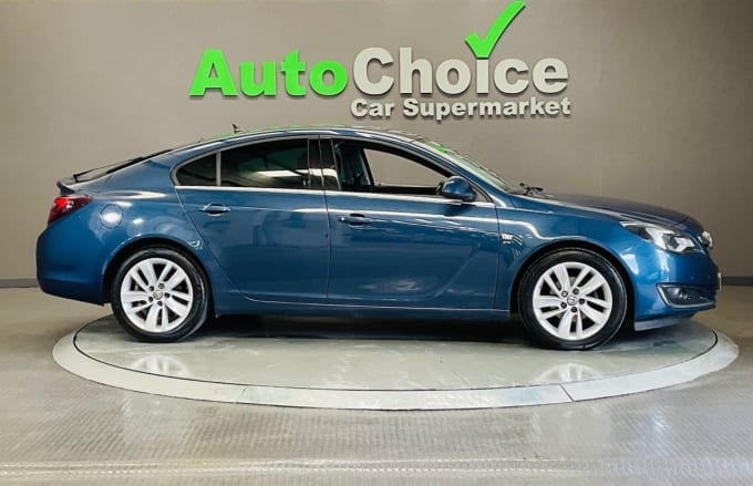 2025 Vauxhall Insignia