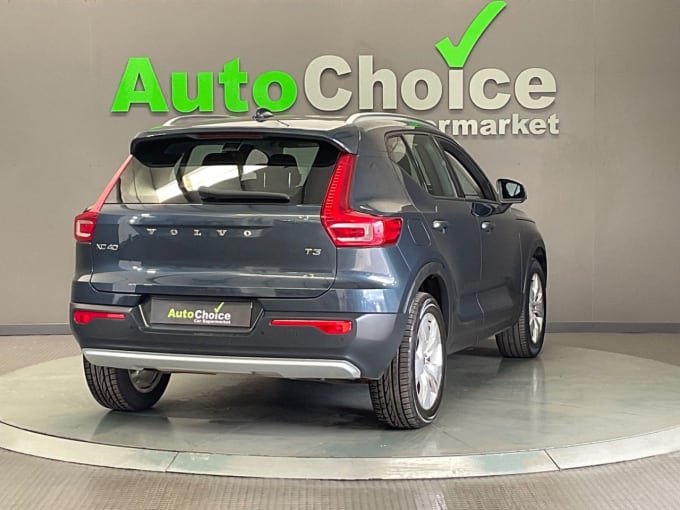2025 Volvo Xc40