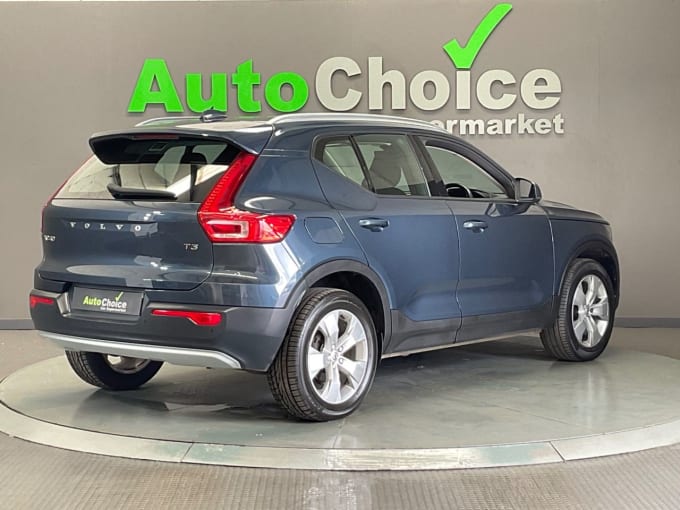 2025 Volvo Xc40
