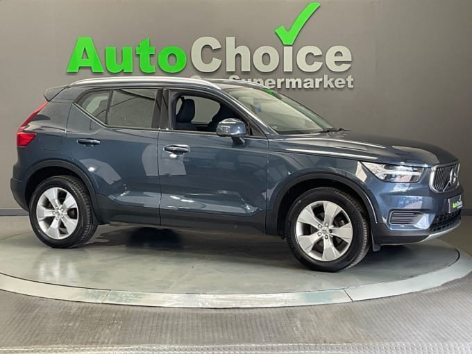 2025 Volvo Xc40