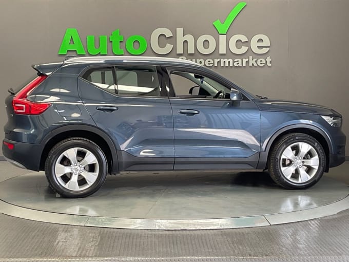 2025 Volvo Xc40