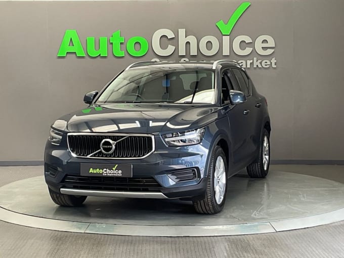 2025 Volvo Xc40