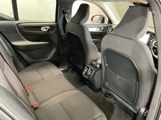 2025 Volvo Xc40