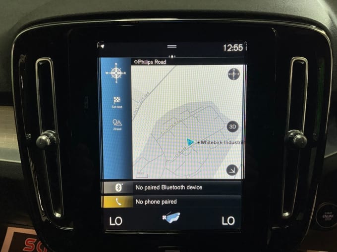 2025 Volvo Xc40