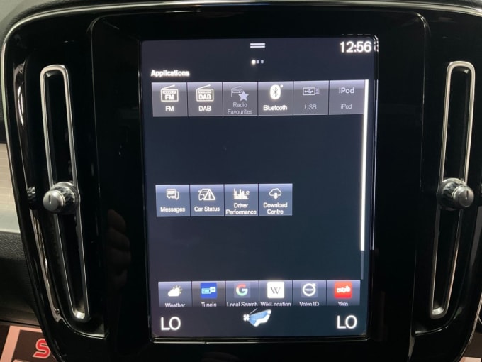 2025 Volvo Xc40