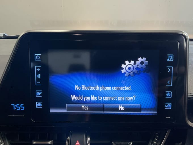 2025 Toyota C-hr